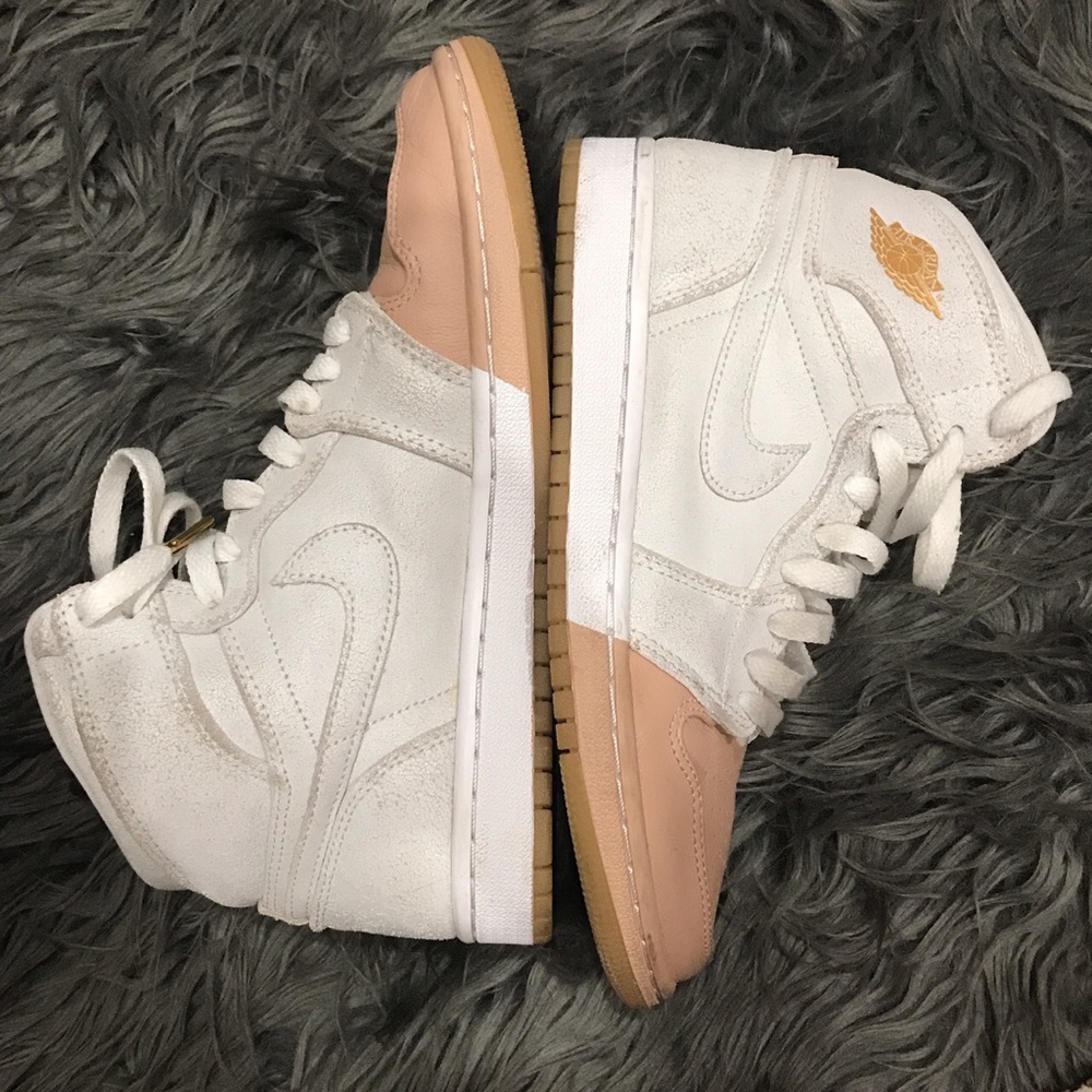 Nike Air Jordan’s tan dipped - Picture 2 of 4